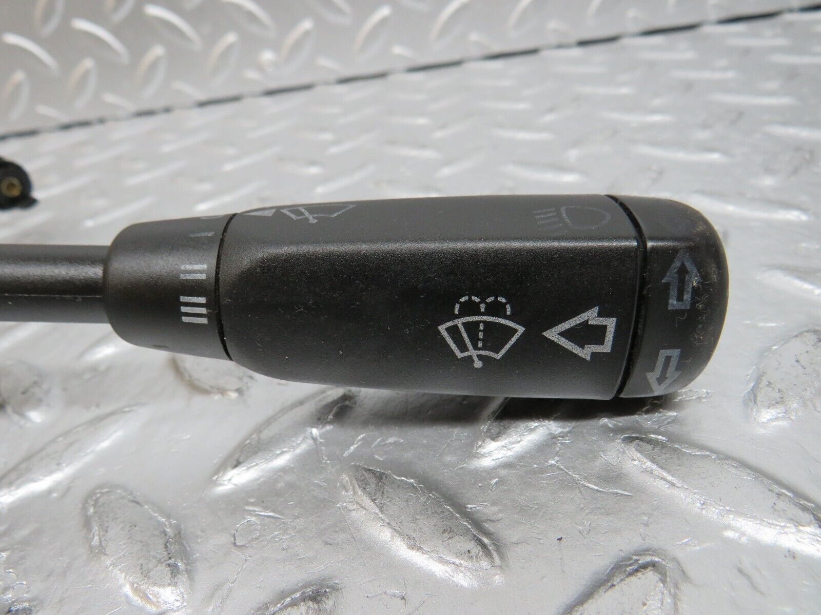 32436 Mercedes-Benz S124 300TE Wagon Indicator Wiper Stalk