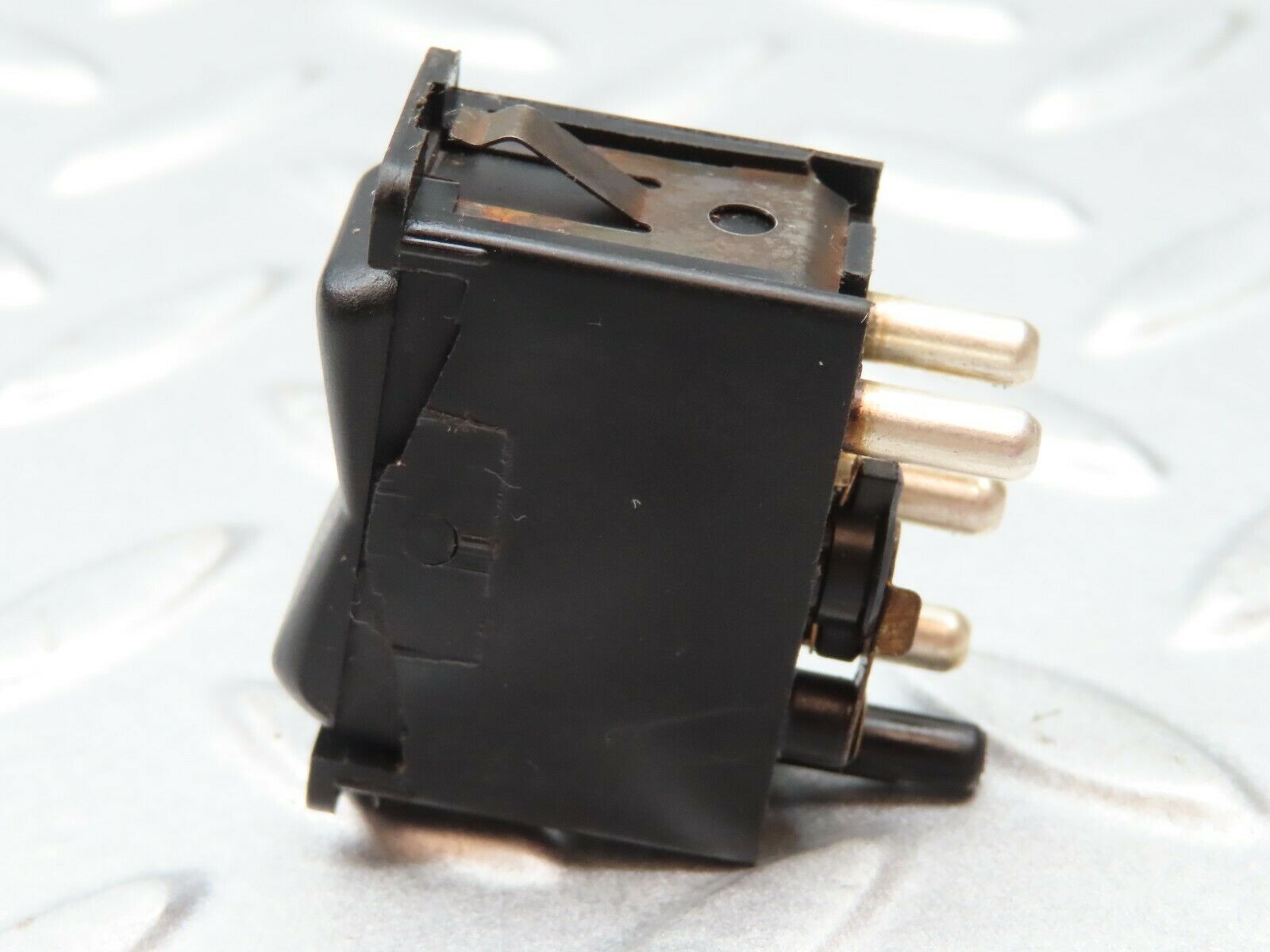 4444 Mercedes-Benz W123 230E Rear Heated Window Switch 0008206010