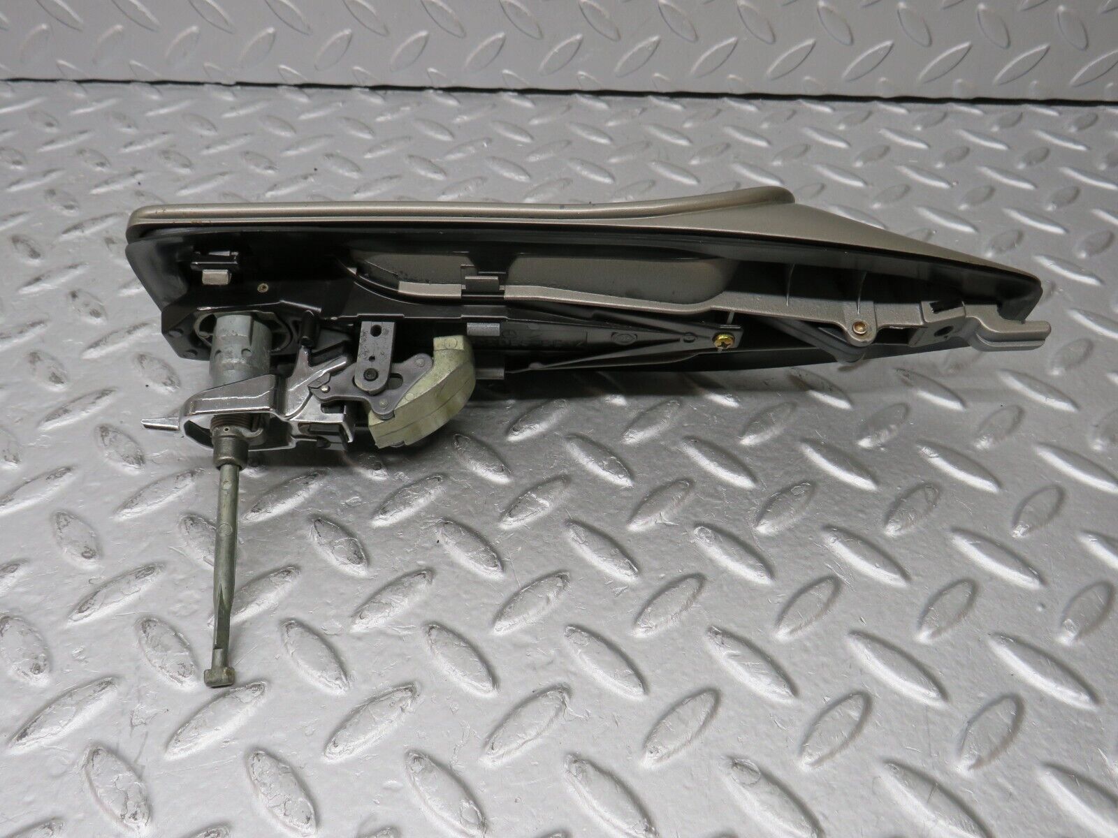 36872 Mercedes-Benz C126 420SEC Coupe Right Door Exterior Handle No Key