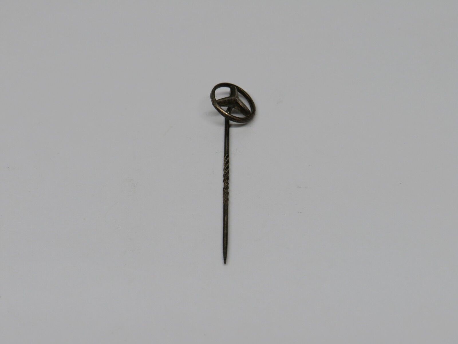 37503 Mercedes-Benz Vintage Lapel Pin Badge