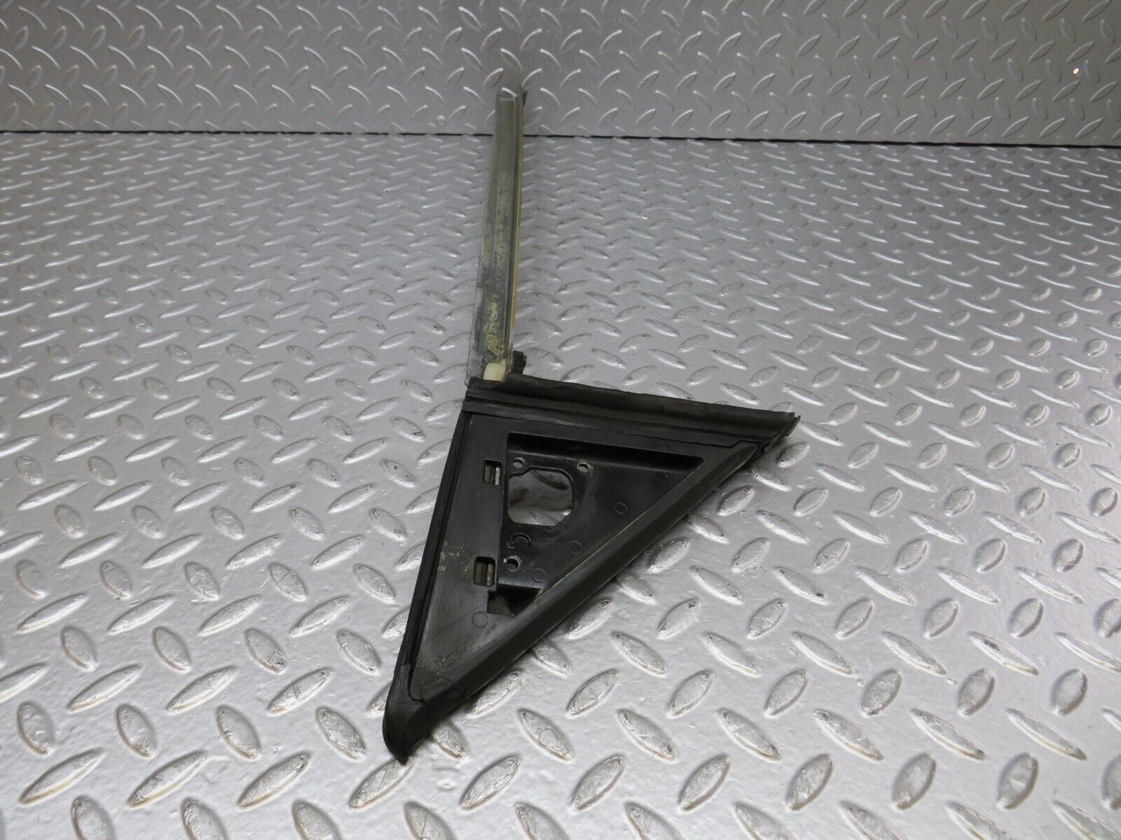 34461 Mercedes-Benz C126 380SEC Front Left Door Window Channel 1267250141