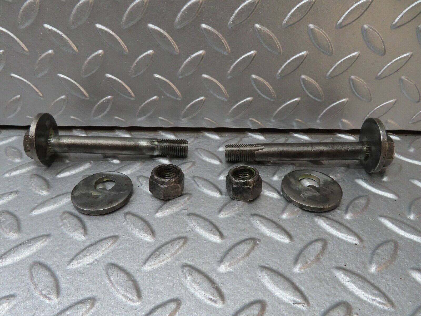 20435 Mercedes-Benz W114 280CE Coupe Front Lower Control Arm Eccentric Bolt Pair