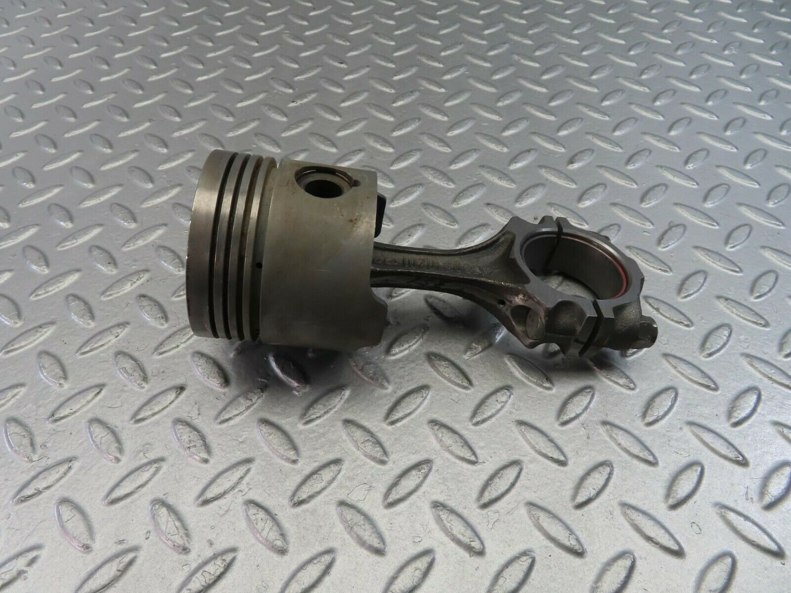 10159 Mercedes-Benz W108 Piston With Connecting Rod 86.49 mm 1300380201