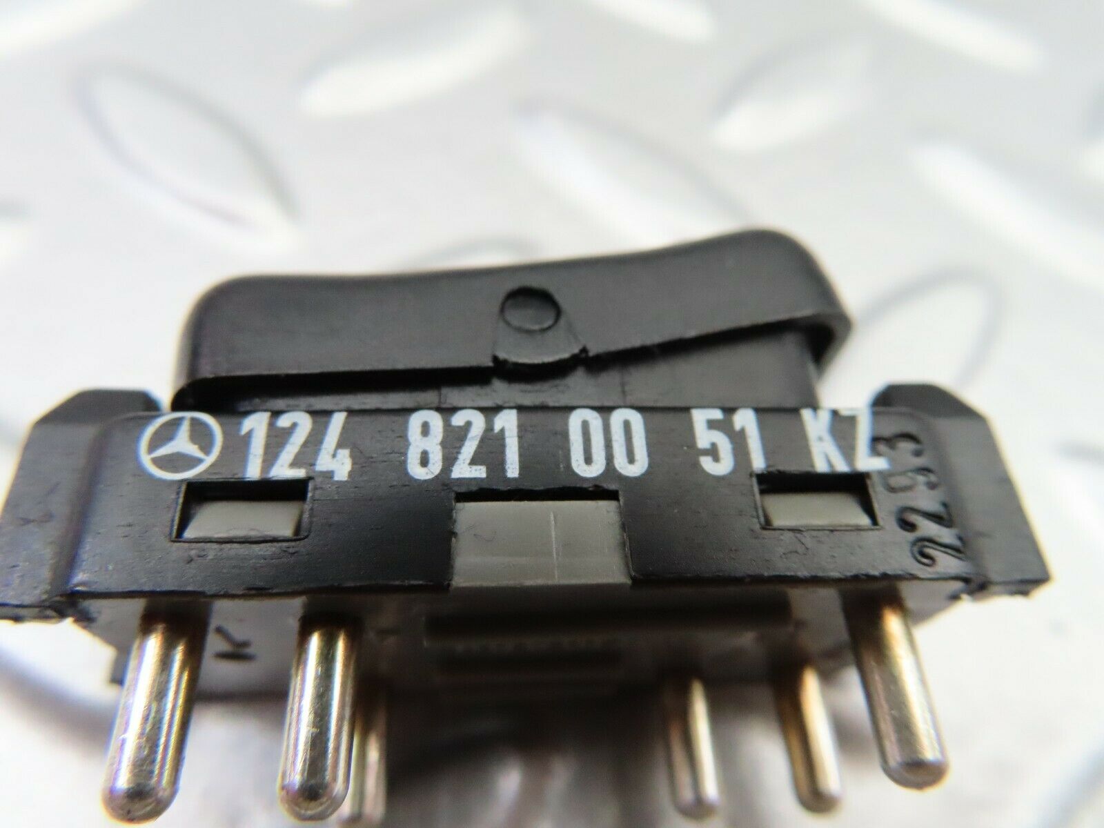 6468 Mercedes-Benz S124 E220 Wagon Tailgate Window Washer Switch 1248210051