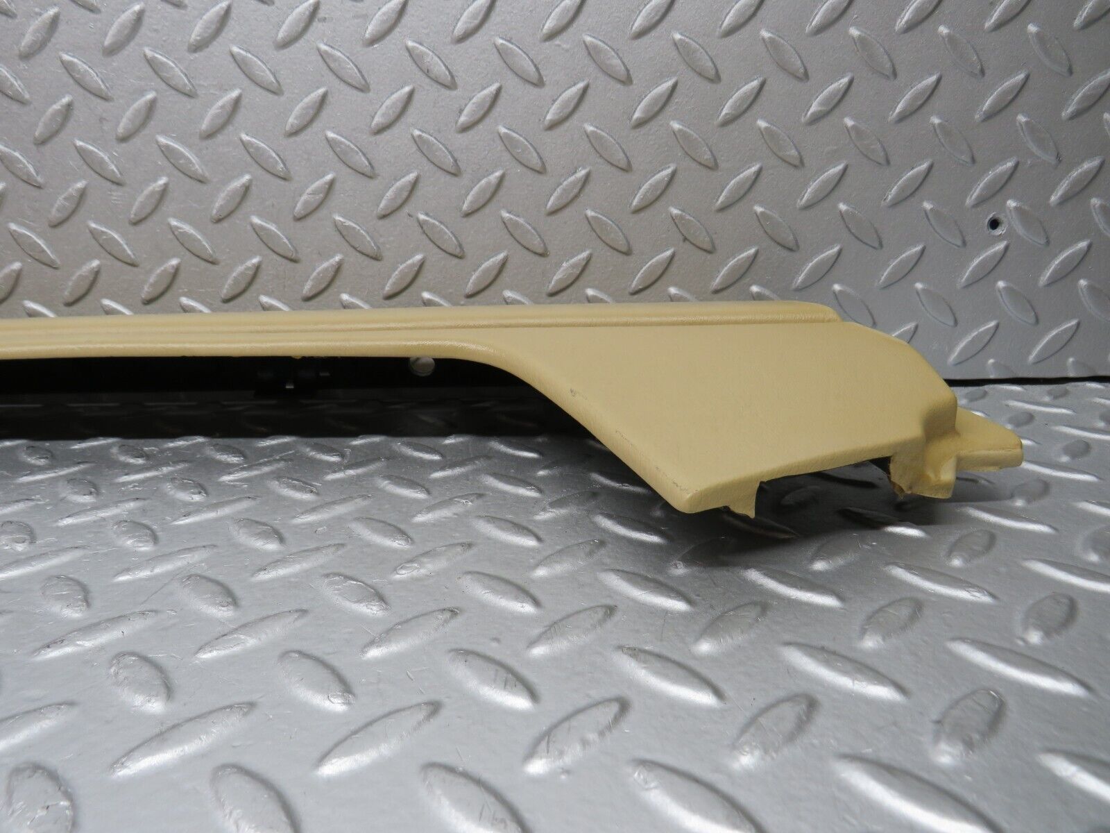 36859 Mercedes-Benz C126 420SEC Right Door Card Top Panel Beige 1267270870 1267270288