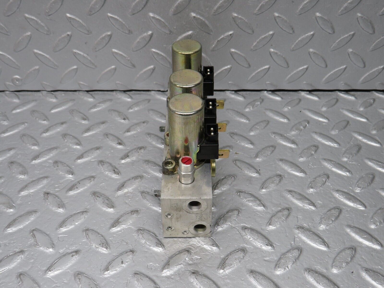 38383 Mercedes-Benz R129 280SL Coupe Roof Hydraulic Valve Right 1298002678