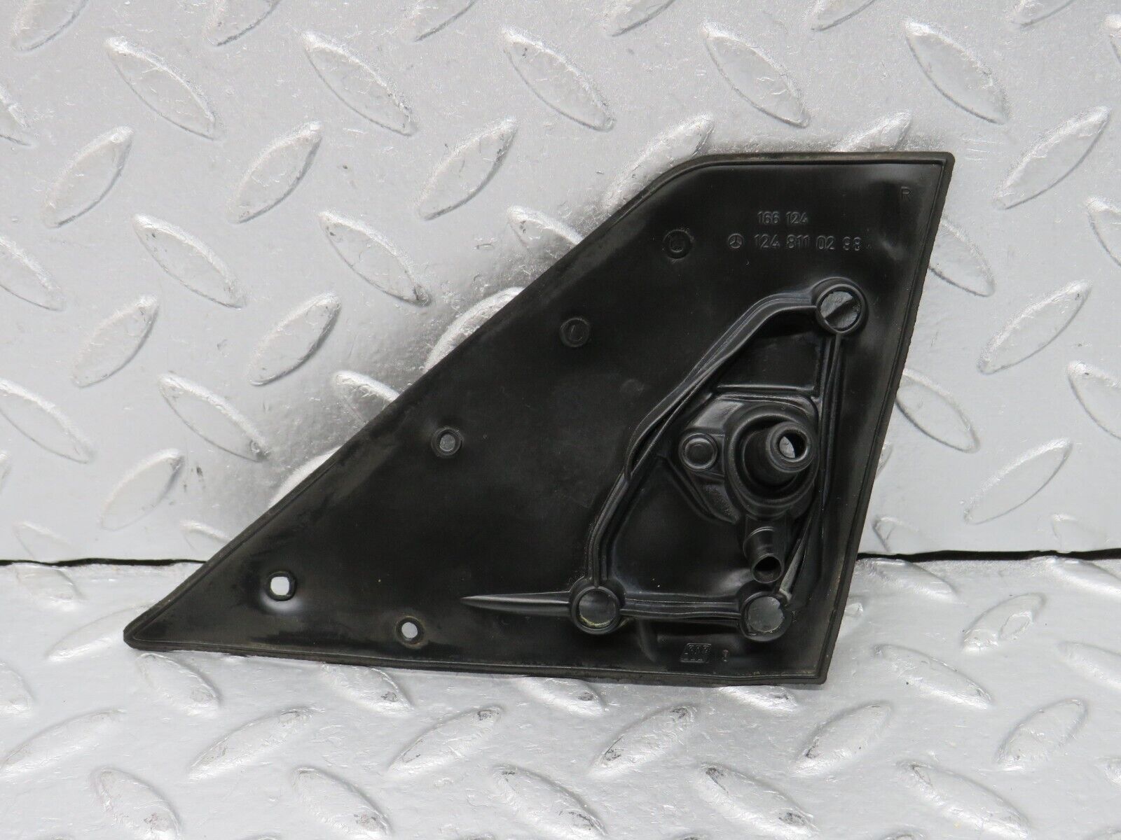 38868 Mercedes-Benz W201 190E 2.6L Wing Mirror Rubber Seal Right 1248110298