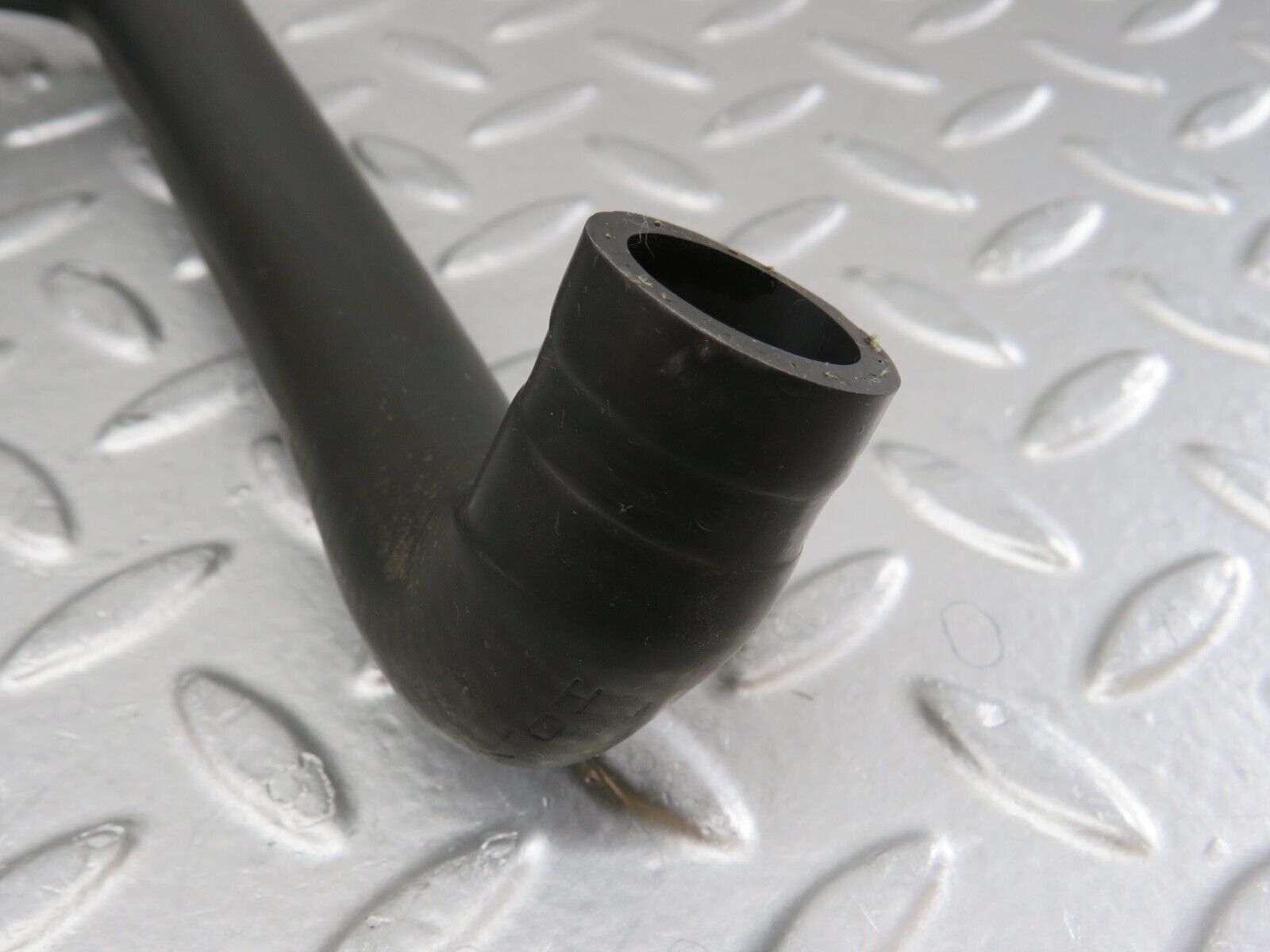 34993 Mercedes-Benz W210 320E Engine Coolant Hose Pipe 2105015882 2108324594