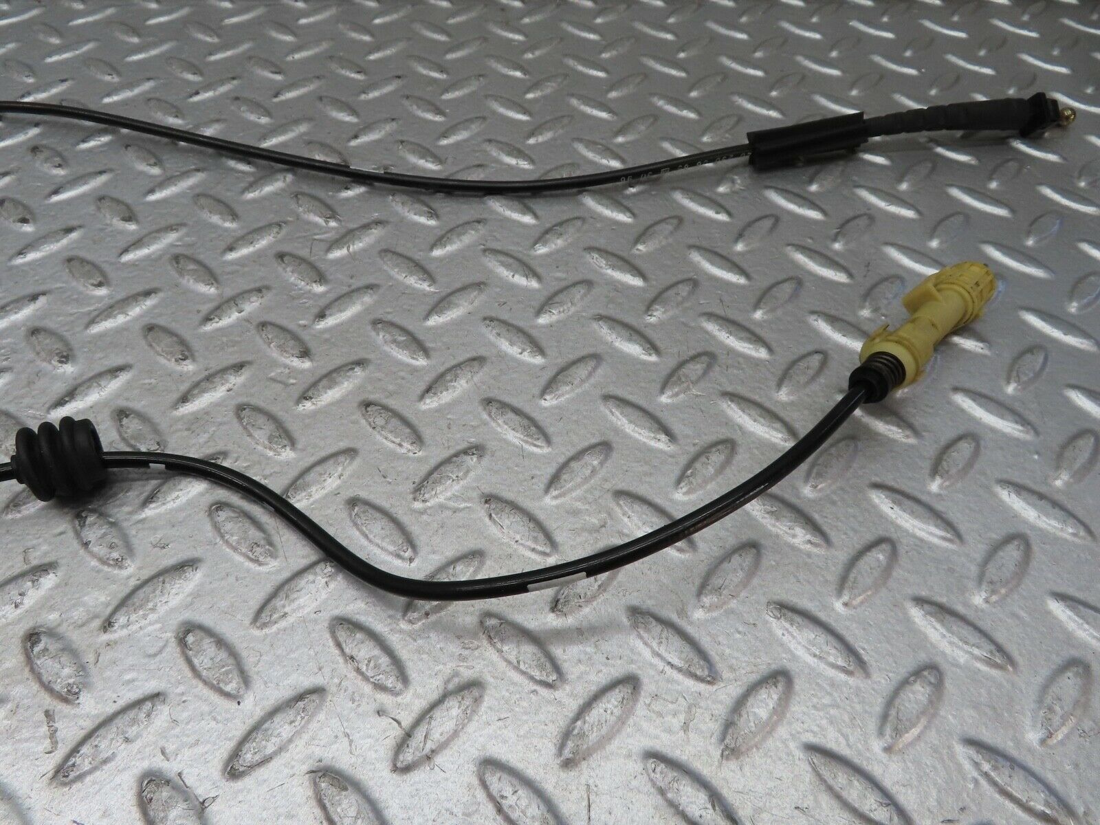 19525 Mercedes-Benz C140 CL420 Coupe Brake Control Cable 1402900685