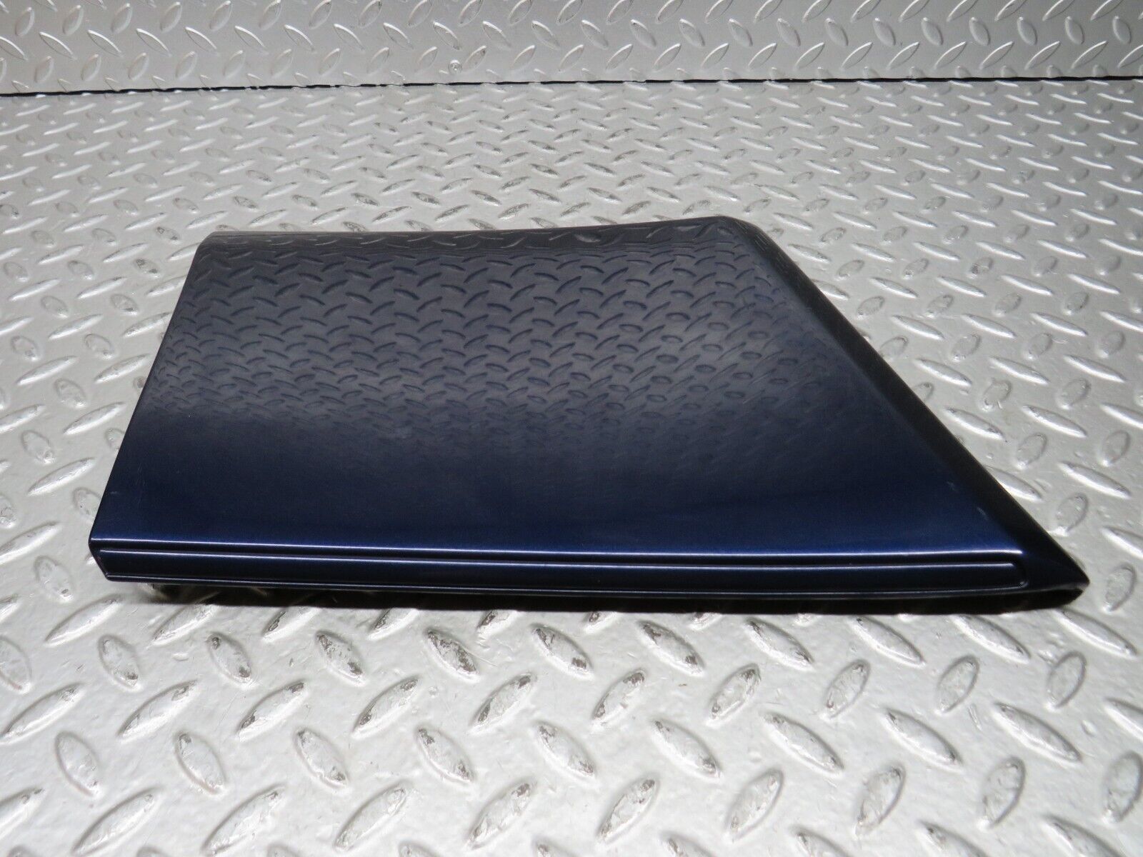 28980 Mercedes-Benz C124 320CE Front Left Fender Wing Moulding Trim 1246903540