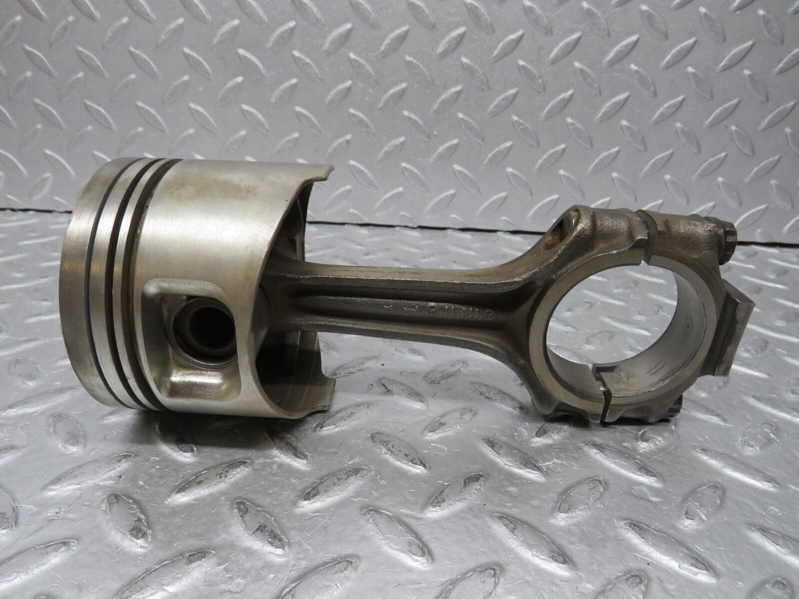 37126 Mercedes-Benz C126 420SEC Coupe Piston With Connecting Rod 92.00 mm