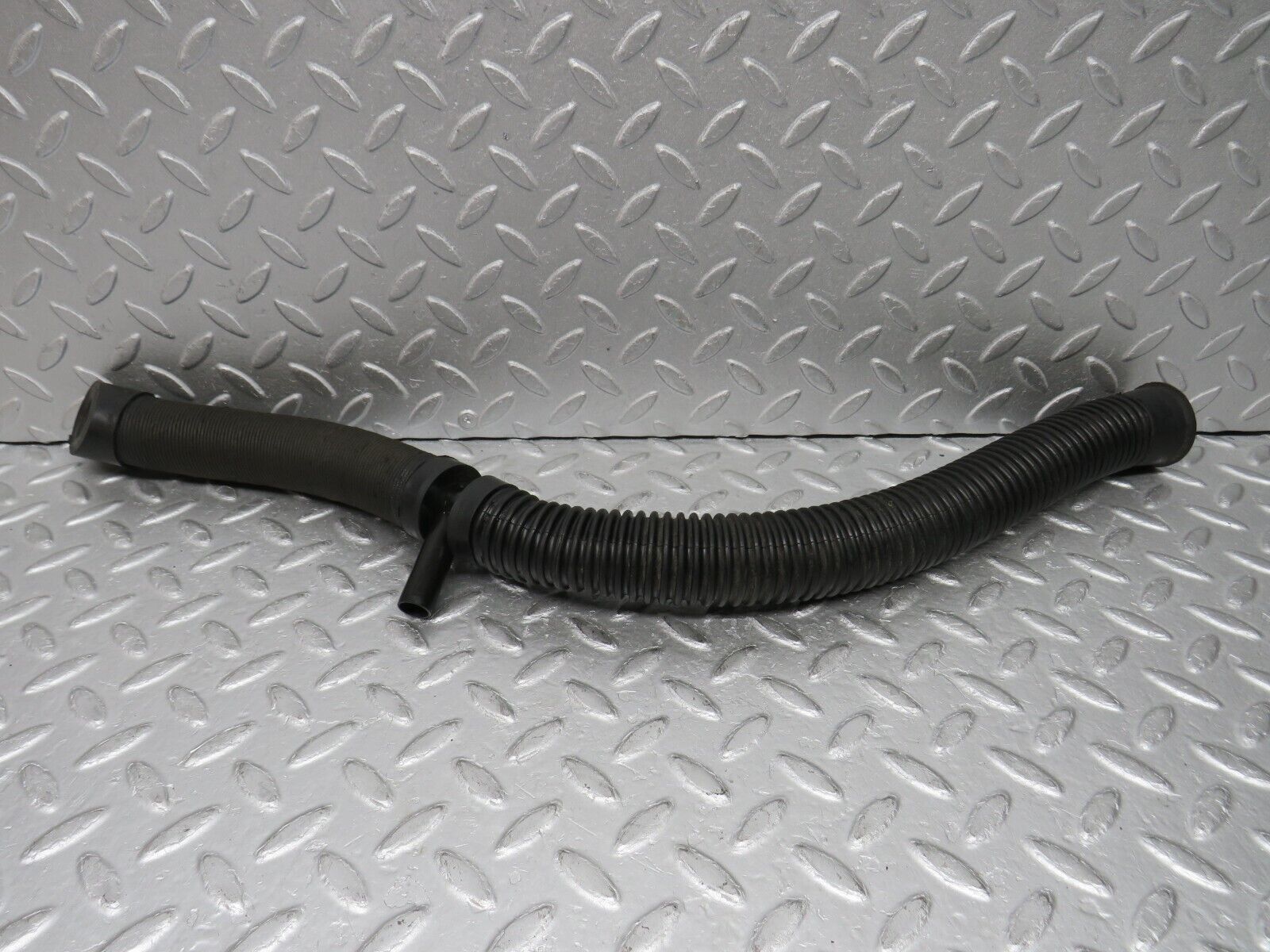 37578 Mercedes-Benz W109 300SEL Trunk Water Drain Hose Pipe