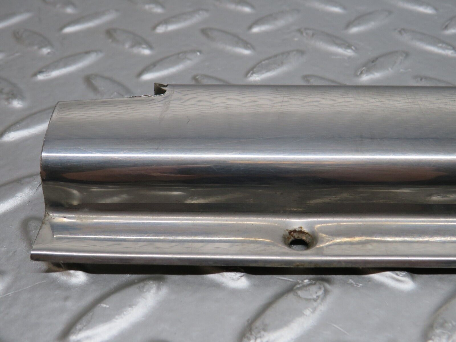 37370 Mercedes-Benz W109 300SEL Rear Right Door Sill Chrome