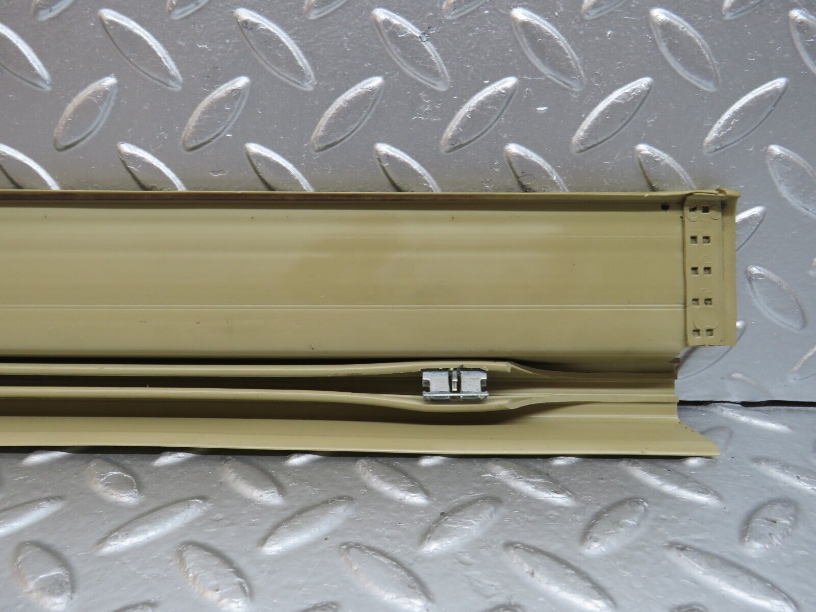 29281 Mercedes-Benz W124 230E Rear Left Door Sill Trim