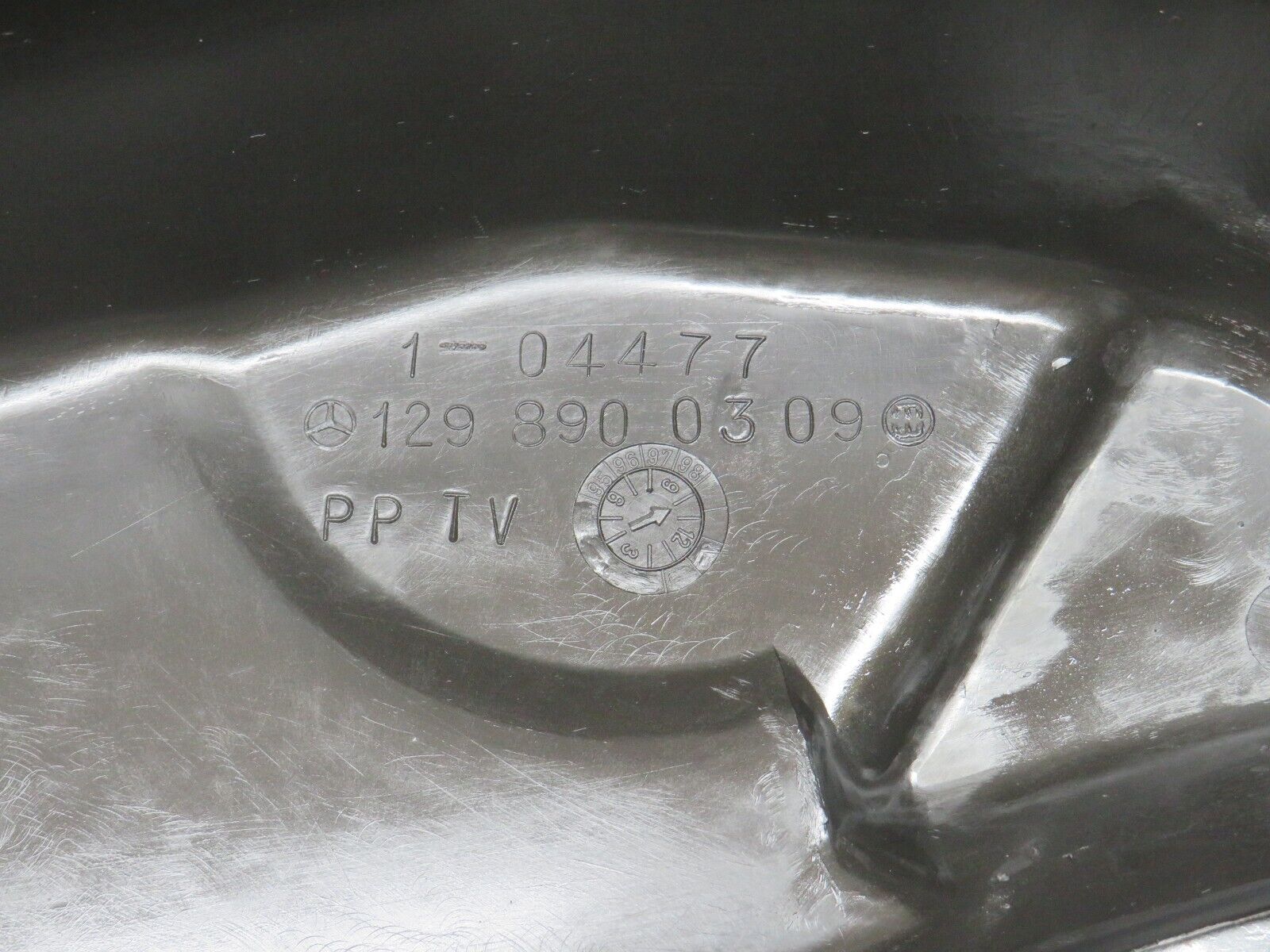 39361 Mercedes-Benz R129 320SL Coupe Spare Wheel Cover 1298900309