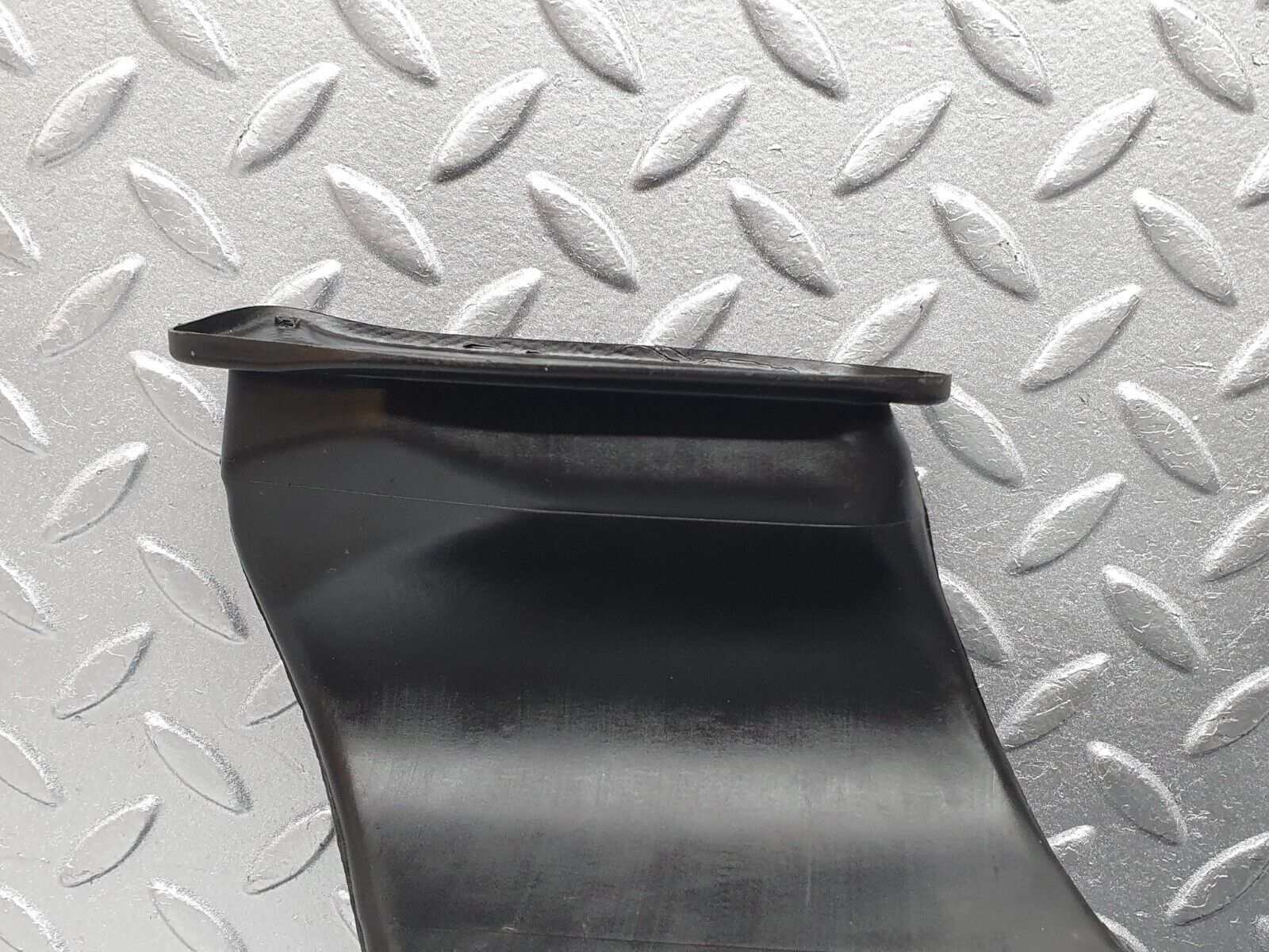 41145 Mercedes-Benz W126 300SE Dashboard Centre Air Vent 1268310036 1269970181