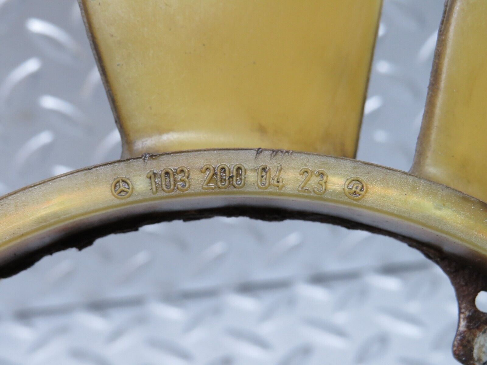 28988 Mercedes-Benz C124 320CE Engine Cooling Fan 1032000423