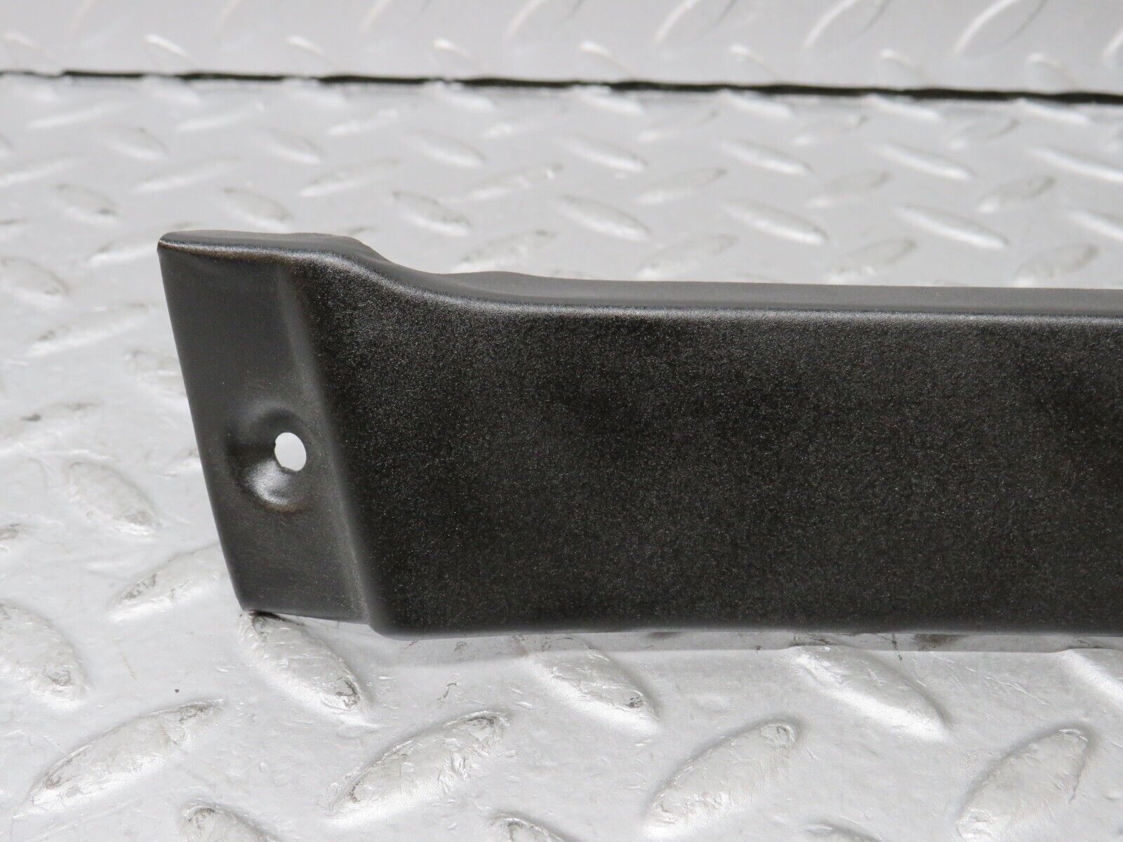 36343 Mercedes-Benz W126 420SE Under Headlight Trim Left Side