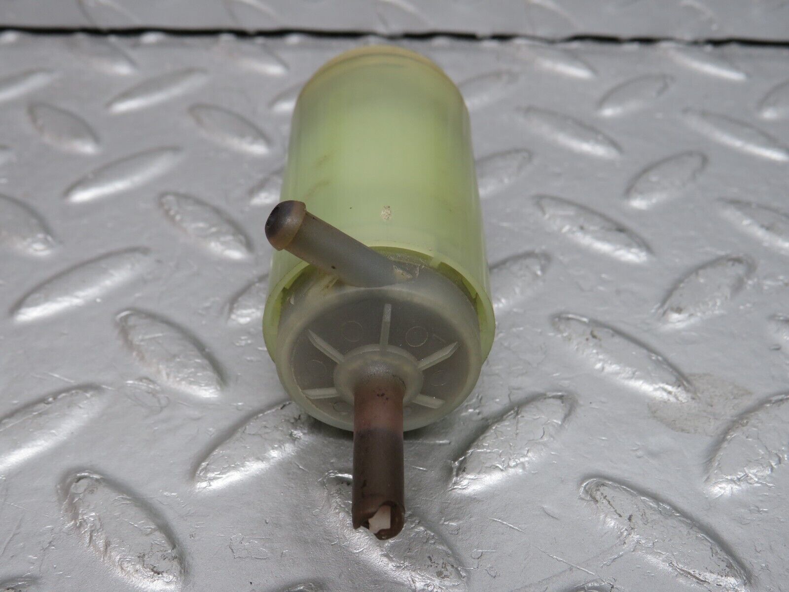 39628 Mercedes-Benz R129 320SL Coupe Windscreen Washer Pump