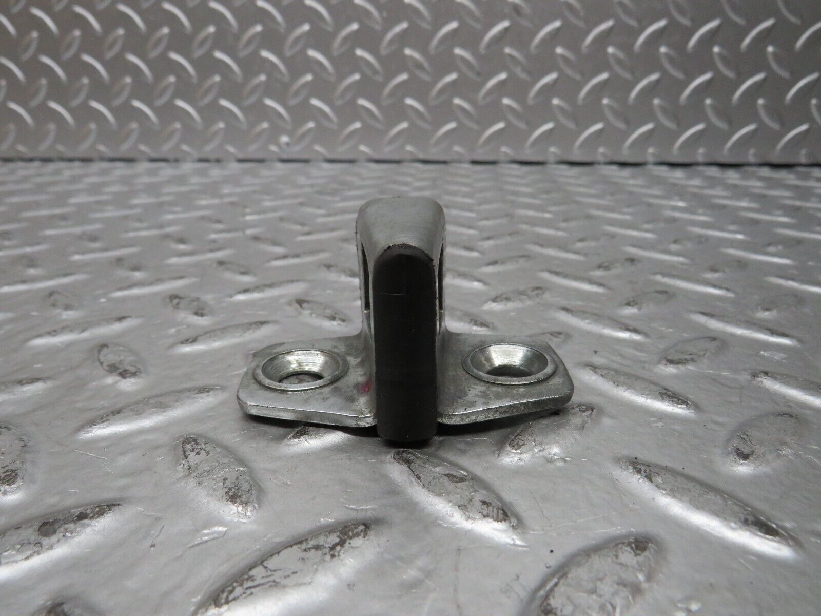 26615 Mercedes-Benz C124 220CE Coupe Door Lock Latch