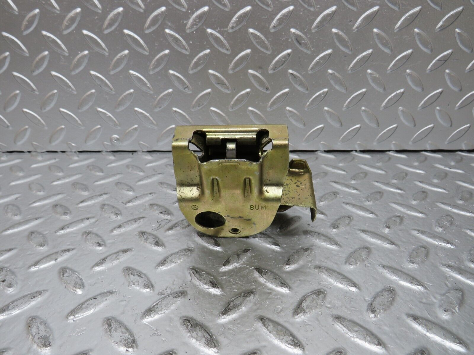 26994 Mercedes-Benz W123 240D Trunk Lock