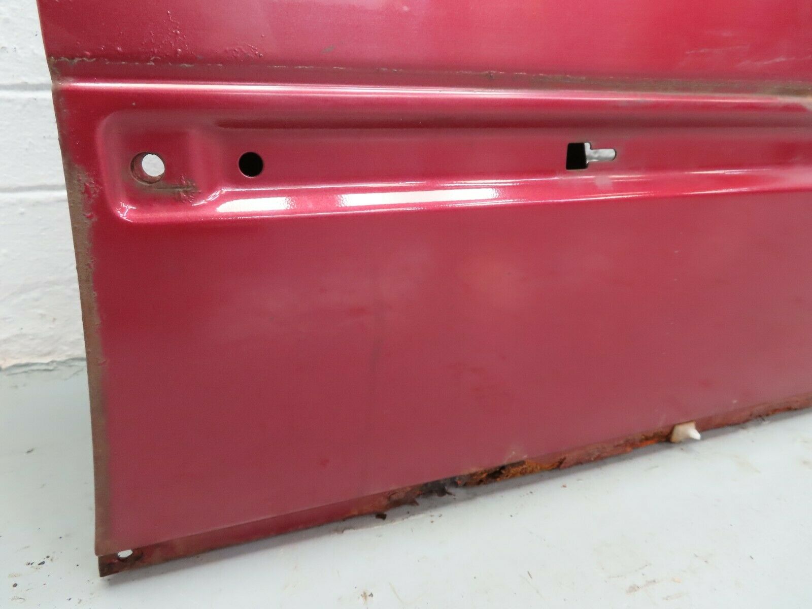 6695 Mercedes-Benz S124 E220 Wagon Front Right Door