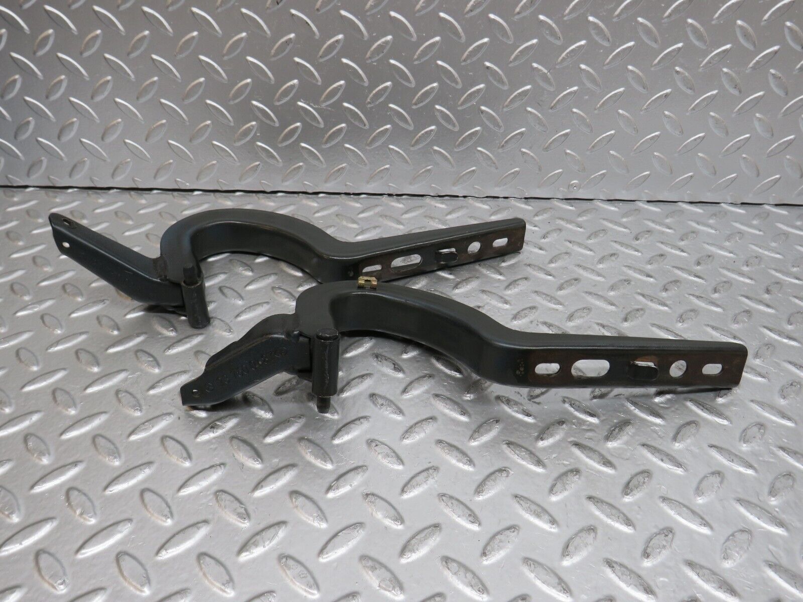 29674 Mercedes-Benz W123 230E Trunk Lid Hinge Pair 1237500187 1237500287