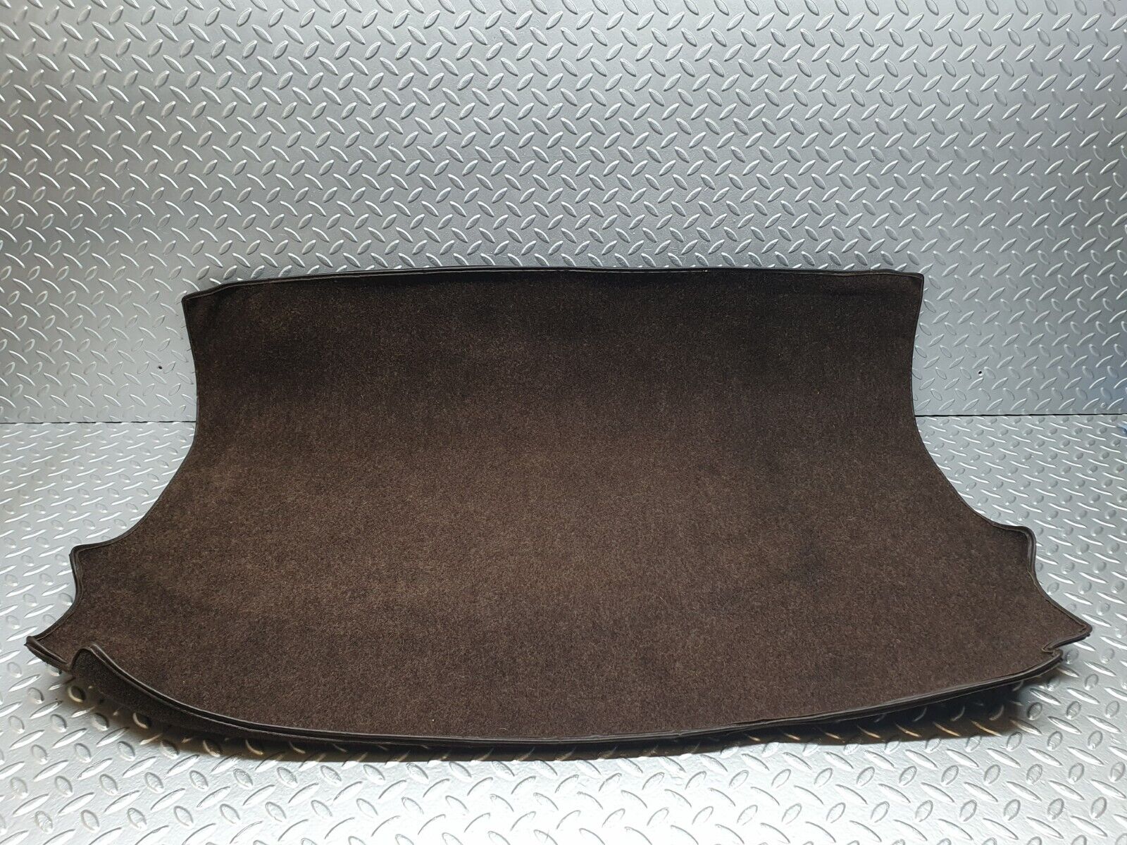 41047 Mercedes-Benz W126 300SE Trunk Boot Floor Carpet Brown