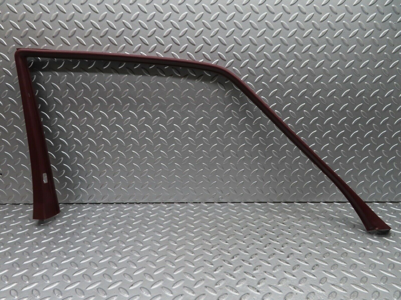 21426 Mercedes-Benz W126 300SE Front Left Door Window Frame Cover 1267250371