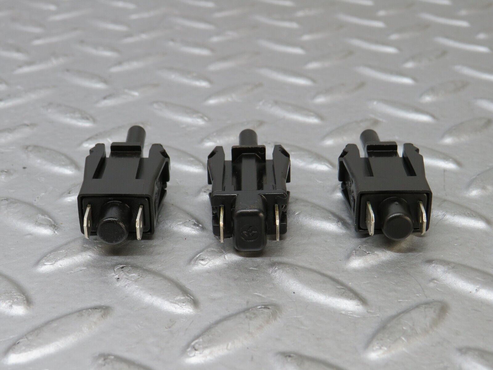 36916 Mercedes-Benz C126 420SEC Coupe Door Contact Switch 3x 0015458714