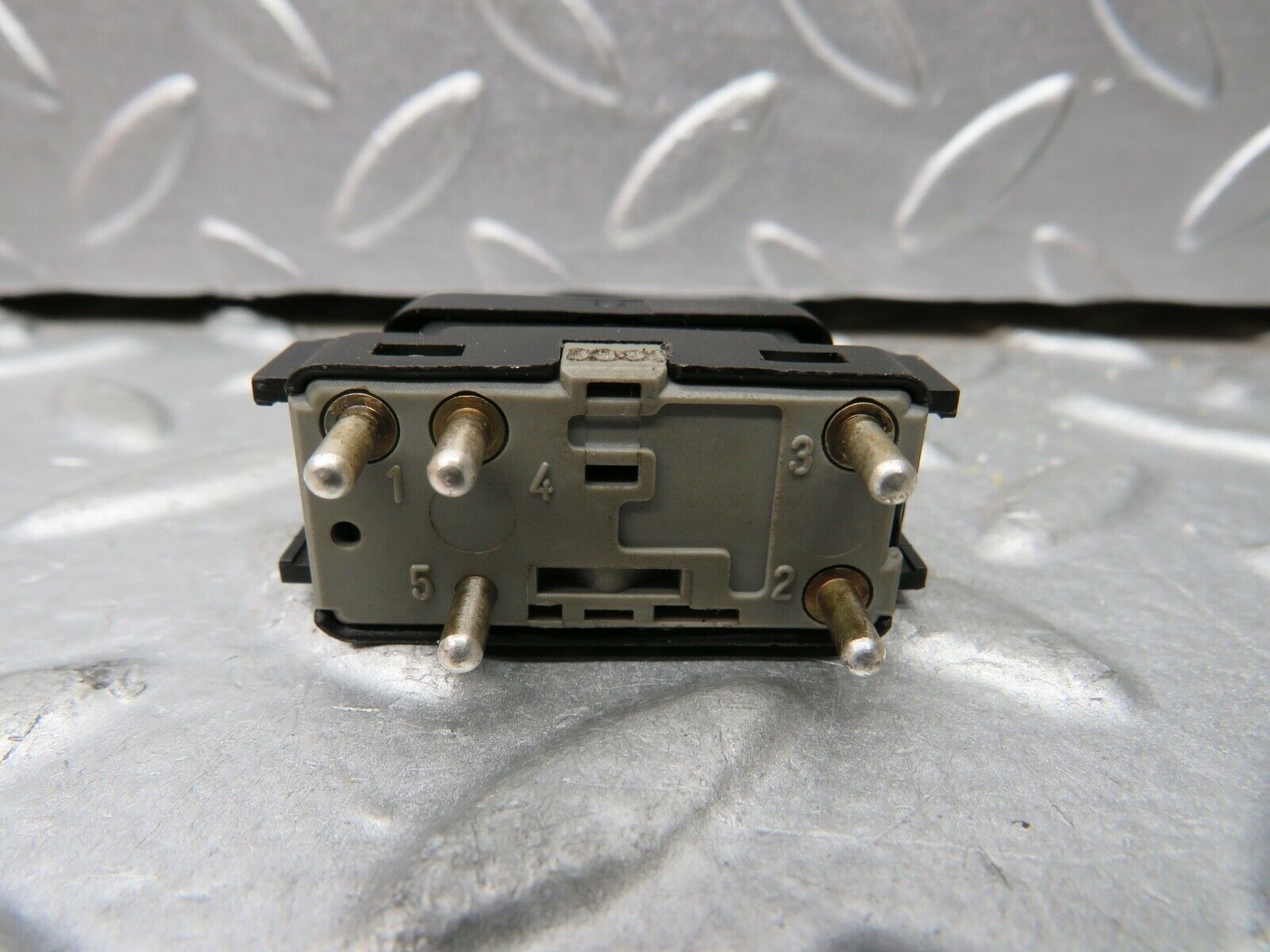 21882 Mercedes-Benz W124 Electric Window Switch Left Side 1248208910
