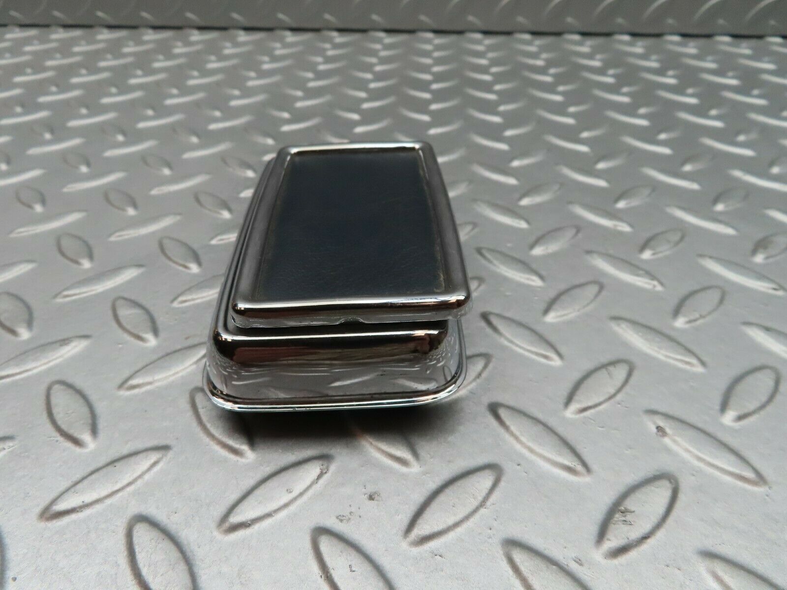 3425 Mercedes-Benz W108 280SE Rear Ashtray Blue