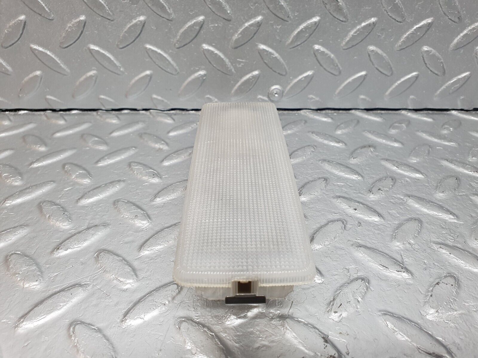 40892 Mercedes-Benz W126 300SE Rear Dome Light 1268200101