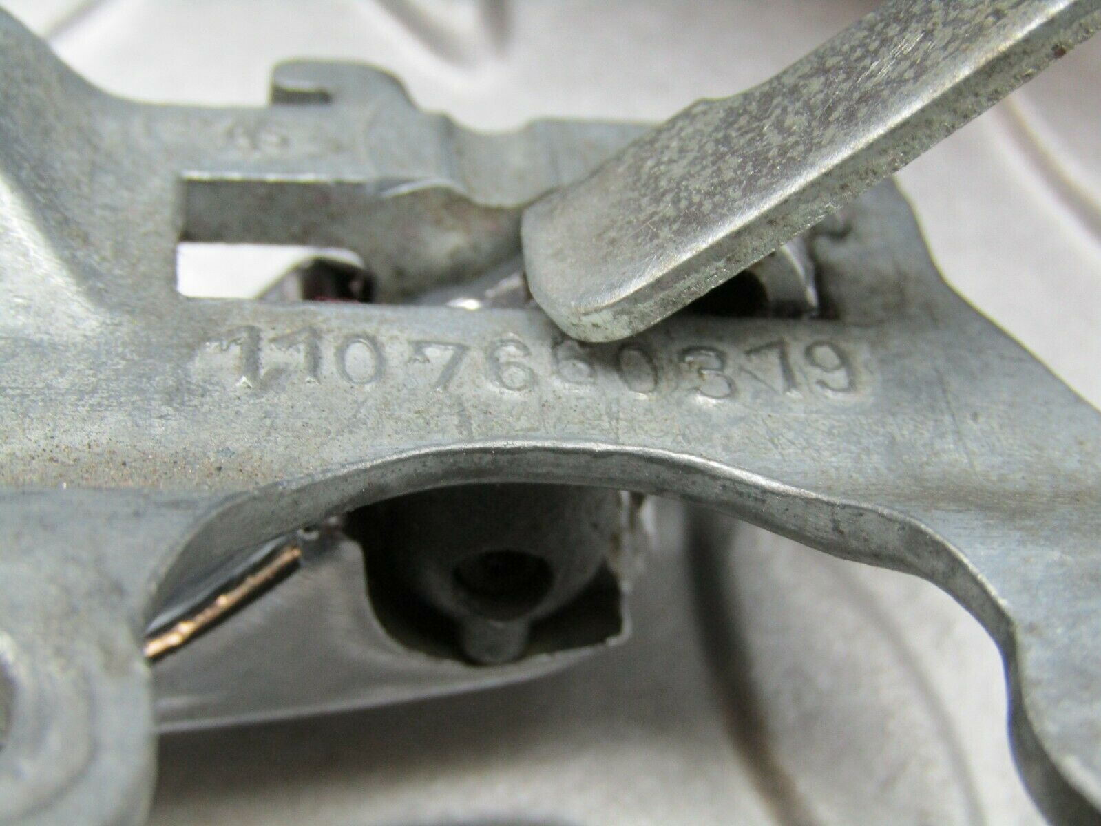 3301 Mercedes-Benz W108 280SE Chrome Door Handle Left 1157660319