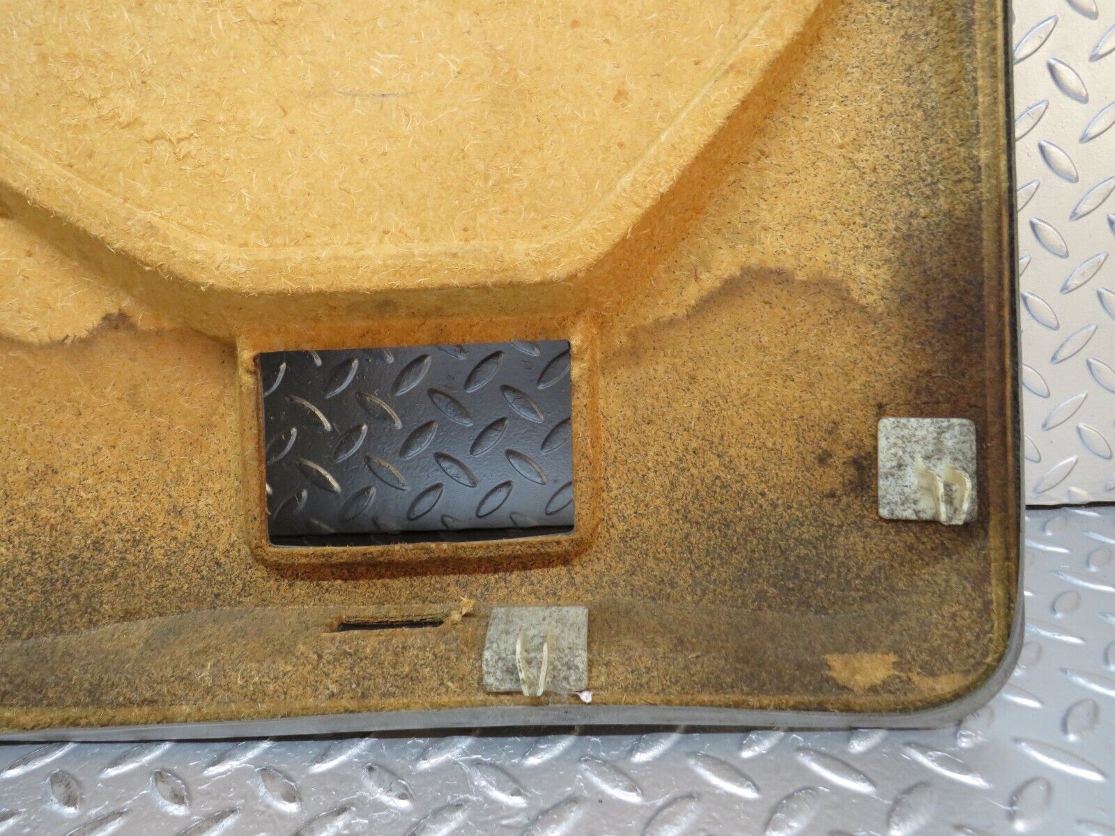 32341 Mercedes-Benz S124 300TE Wagon Rear Right Door Card Grey