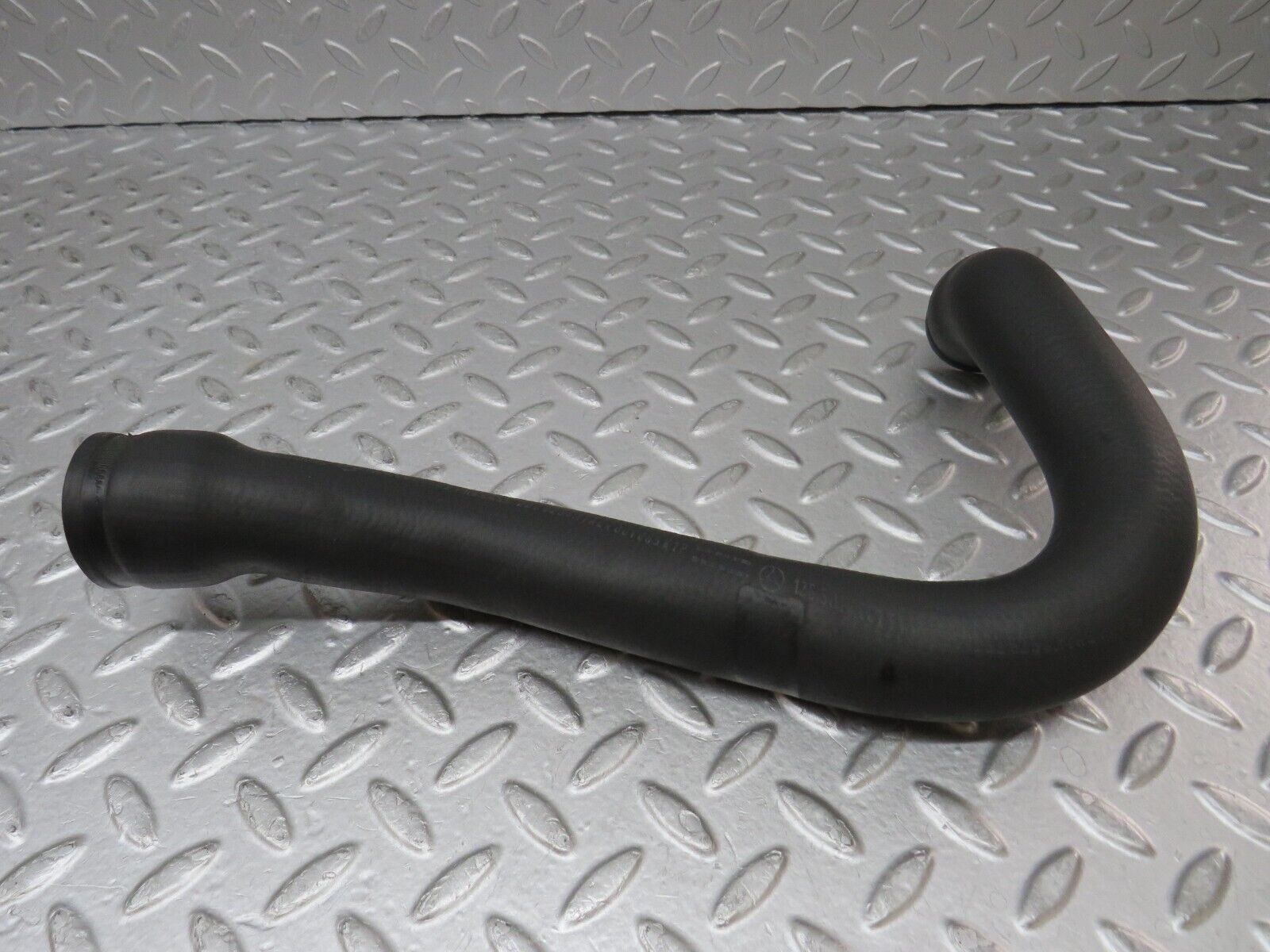 36284 Mercedes-Benz W126 420SE Radiator Hose Pipe 1265014782 1265014682