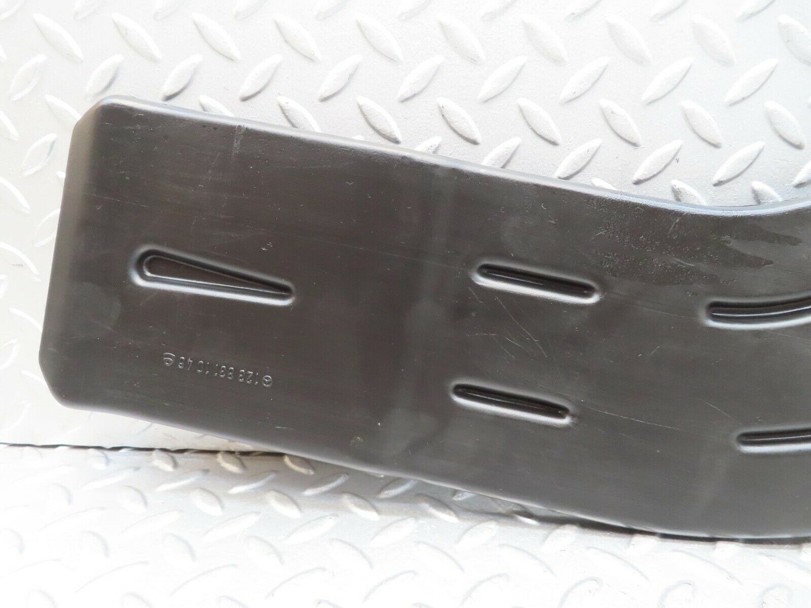 15824 Mercedes-Benz W123 280E Air Duct Heater Ventilation Right 1238311046