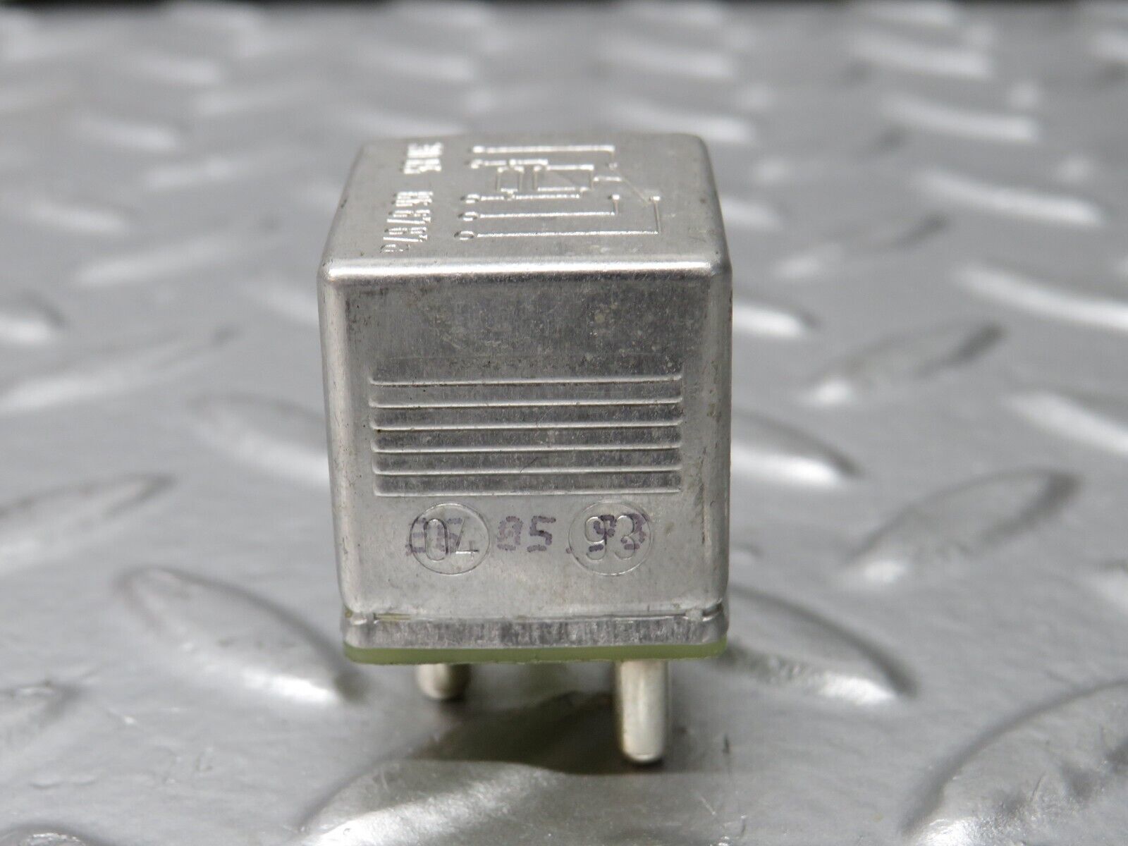 31231 Mercedes-Benz S124 220TE Wagon Multi Purpose Relay 0015420219