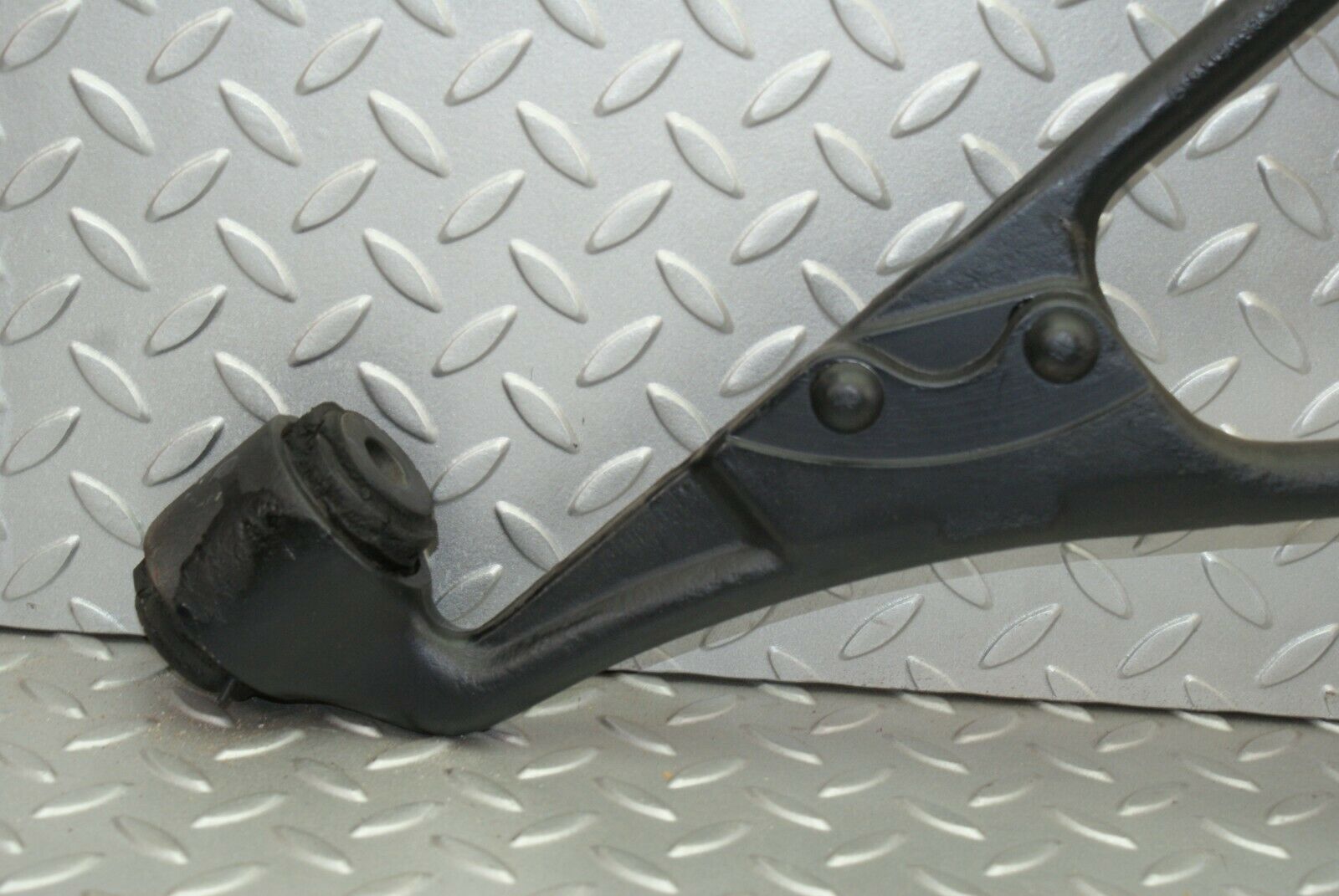 2699 Mercedes-Benz W116 350SE Front Left Lower Control Arm 1163333605