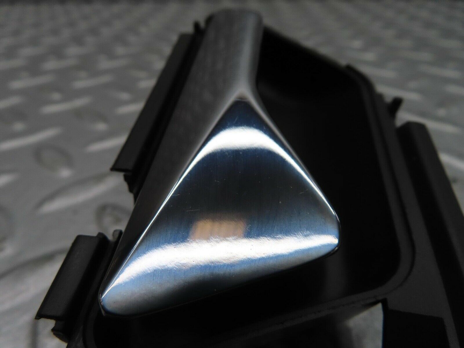 16248 Mercedes-Benz W124 260E Interior Door Handle Right Side 1247600261