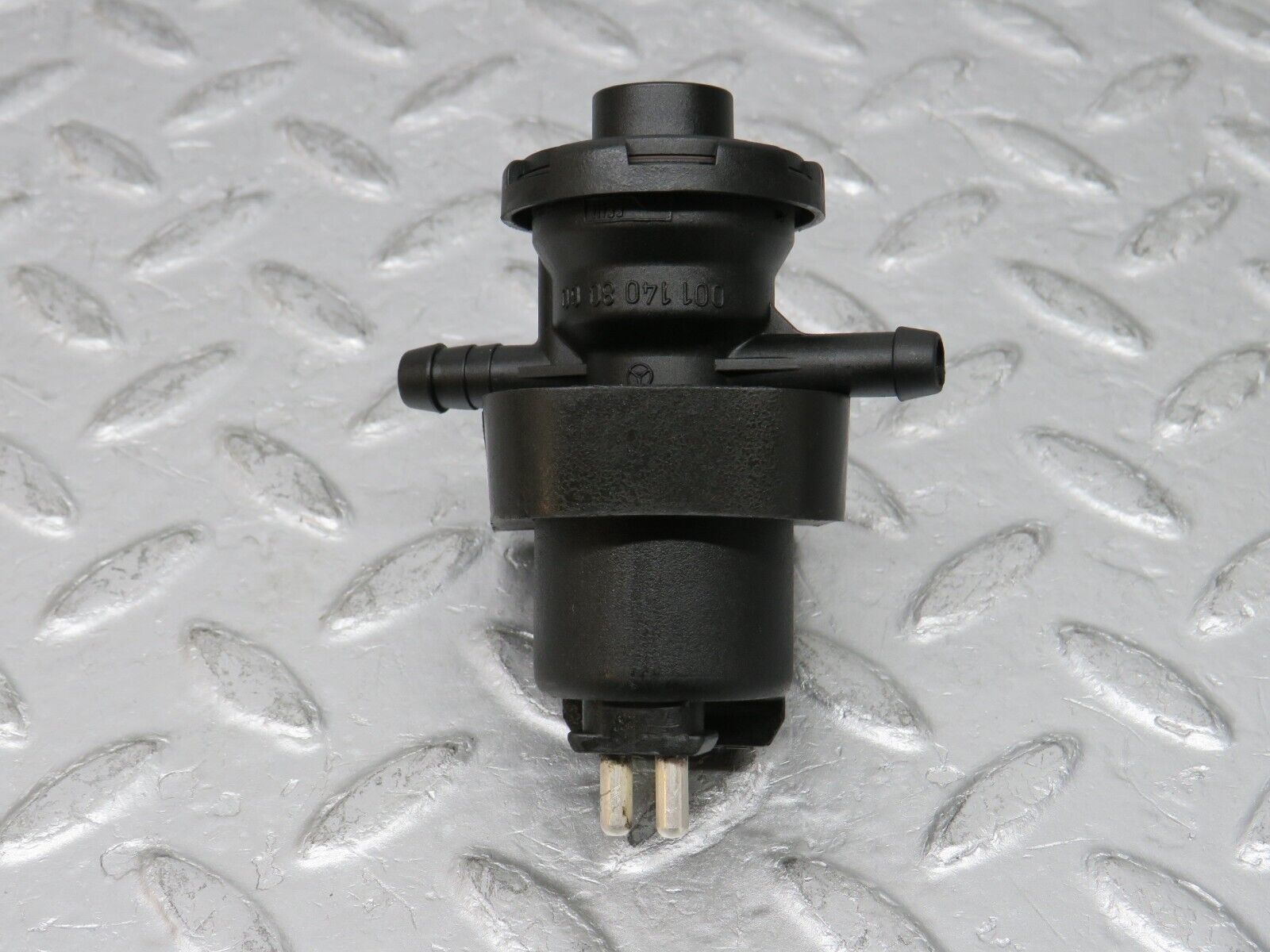 37756 Mercedes-Benz A124 320E Cabriolet Fuel Regeneration Vacuum Valve 0011408060 1201411240