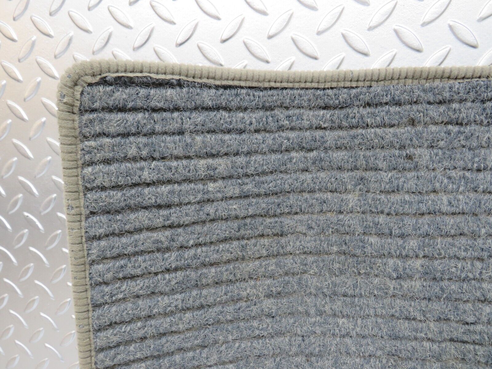 32333 Mercedes-Benz S124 300TE Wagon Front Left Passenger Carpet Mat Grey