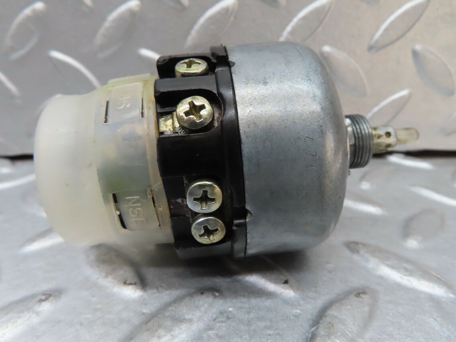 16913 Mercedes-Benz C123 280CE Coupe Headlight Switch