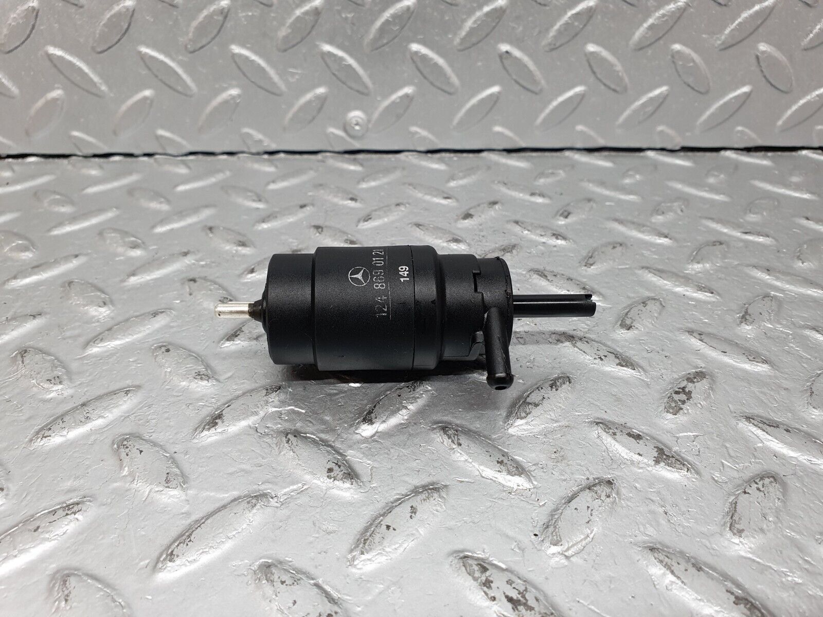 41097 Mercedes-Benz W126 300SE Windscreen Washer Pump 1248690121