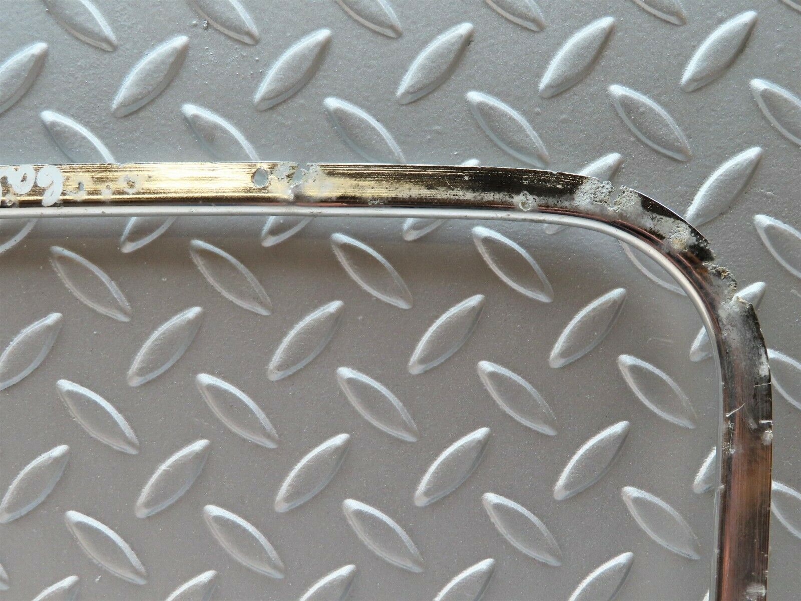 2046 Mercedes-Benz W105 219 PONTON Rear Left Door Chrome Trim