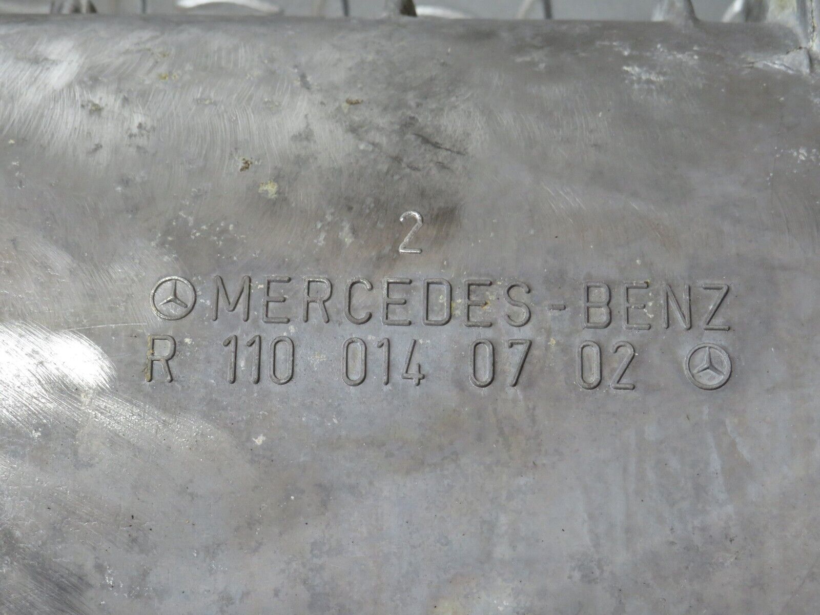 28172 Mercedes-Benz W123 280E Oil Pan Oil Sump 1100140702