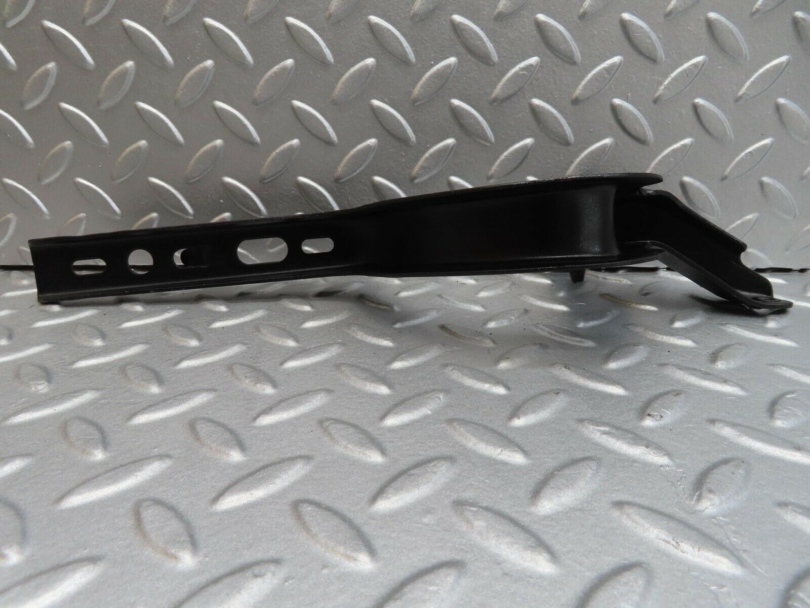 15993 Mercedes-Benz W123 280E Trunk Hinge Left Side 1237500187