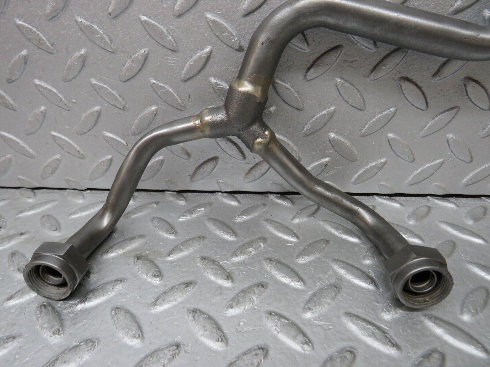 37665 Mercedes-Benz W109 300SEL Air Intake Hose Pipe