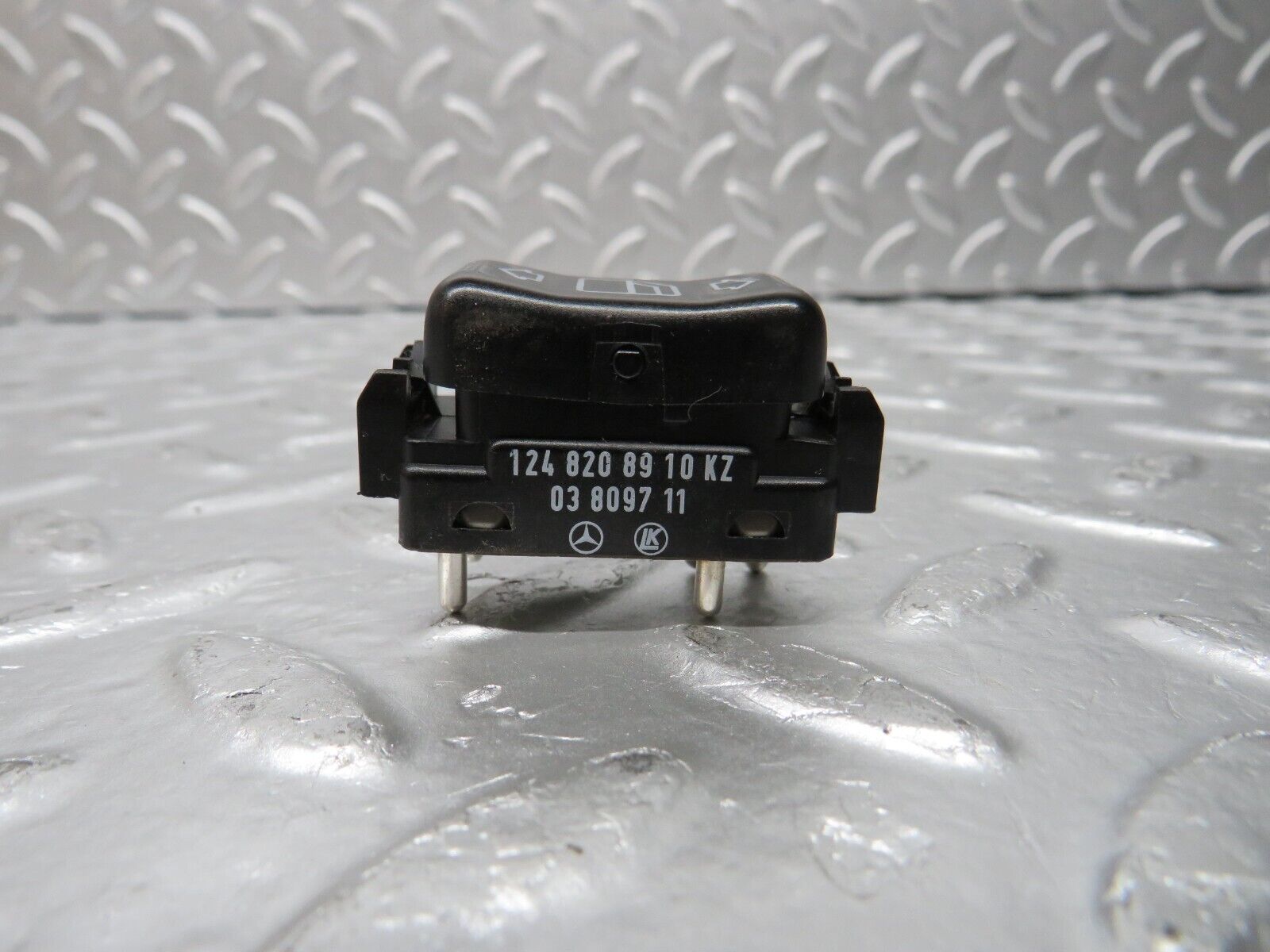 30517 Mercedes-Benz W124 230E Electric Window Switch Left Side 1248208910