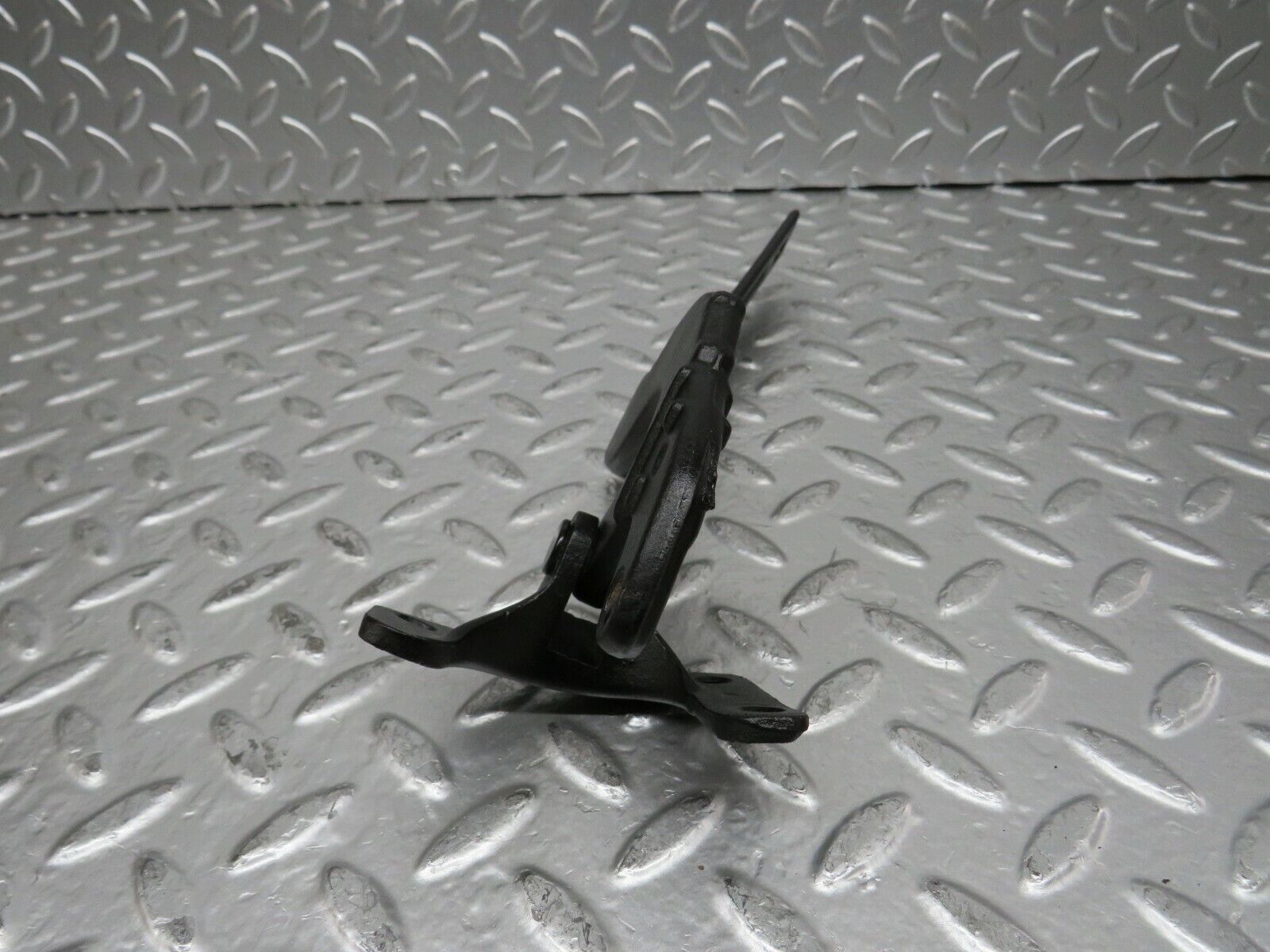 27742 Mercedes-Benz S124 300TE Wagon Trunk Lid Hinge Right Side 1247430451